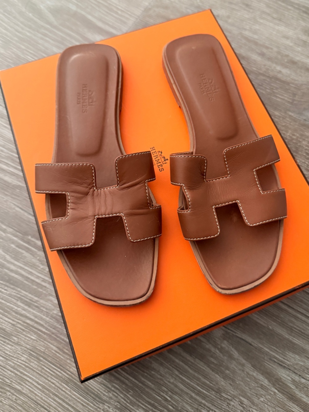 Hermès Oran Sandals size 37